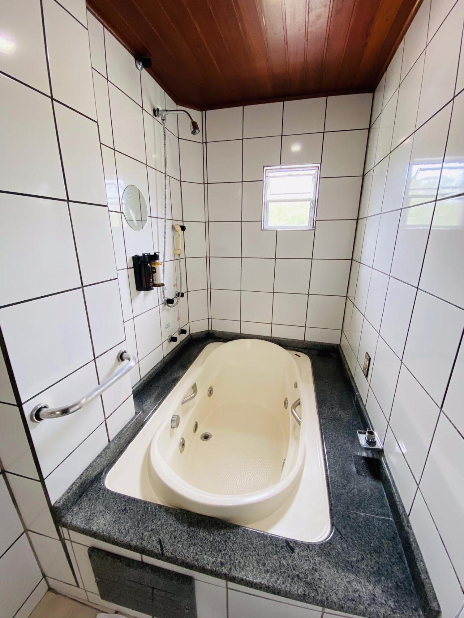 Real Nob Hotel オルレアンス エクステリア 写真