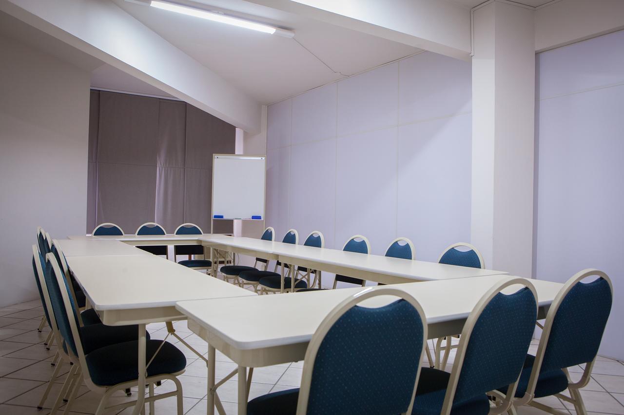 Real Nob Hotel オルレアンス エクステリア 写真